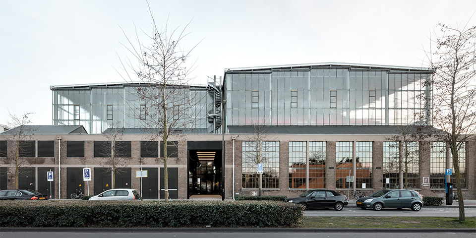 civic-architects-lochal-tilburg-photo-exterior-07-copyright-stijn-bollaert-kopieren