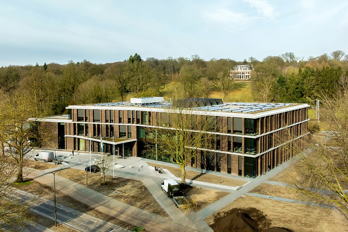 Gevel gemeentehuis Rheden: transparant én energie-efficiënt 3