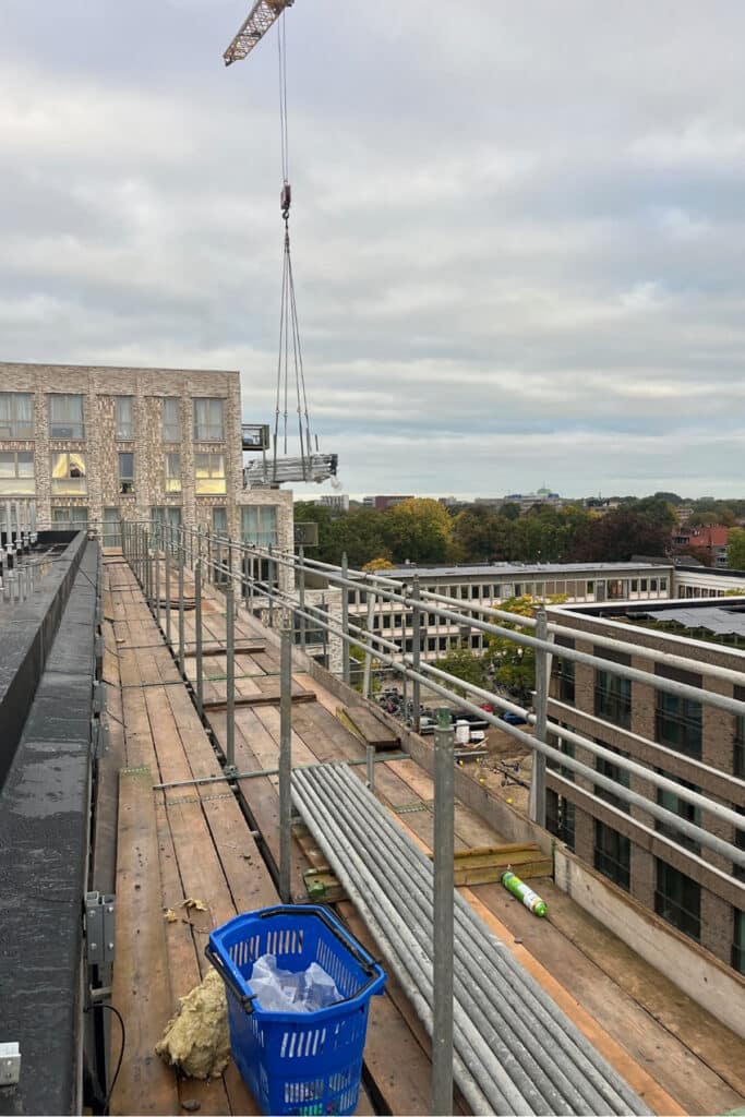 Project Weezenlanden in Zwolle: gevelbanden van staalframe met Buchtal-tegels 7