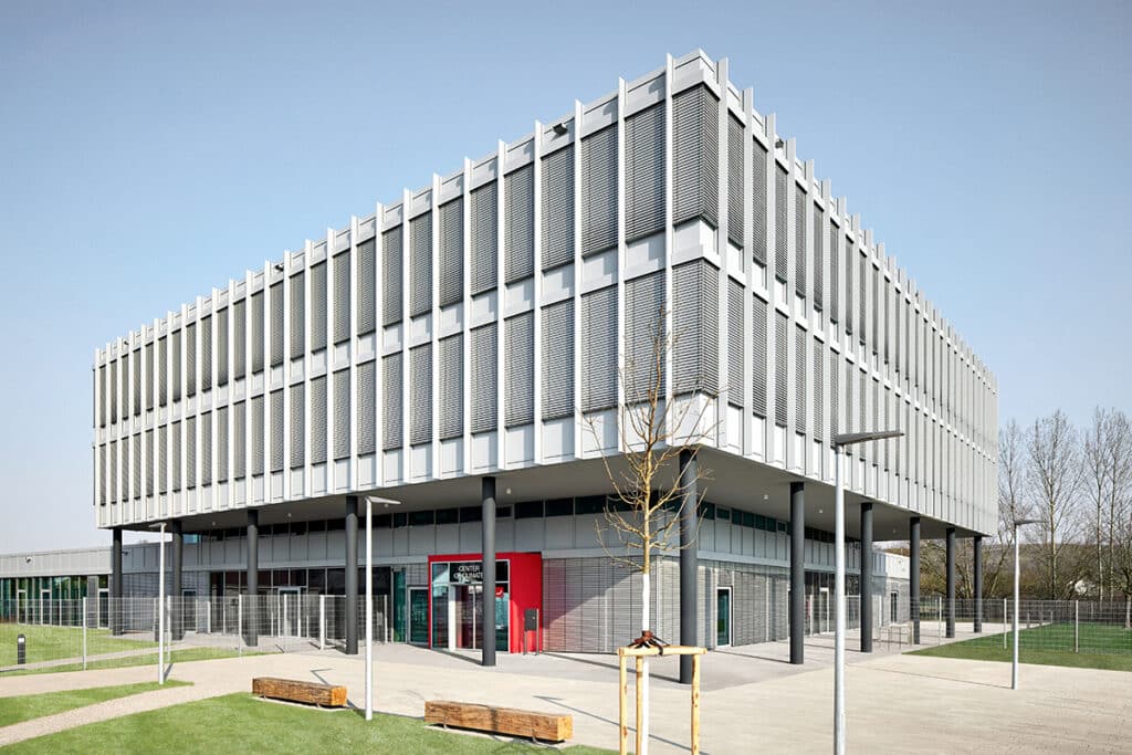 Gevelzonwering is als een slimme huid die meedenkt 4