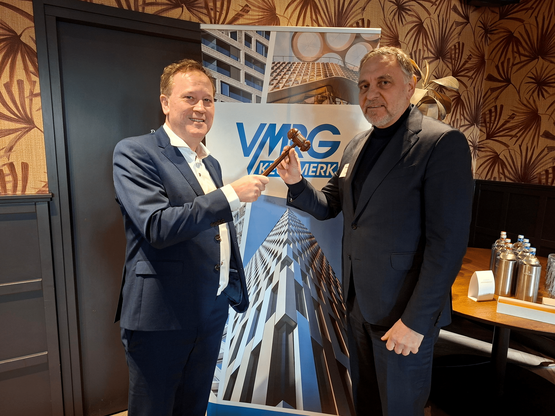 Igor La Vos neemt voorzittershamer over 1