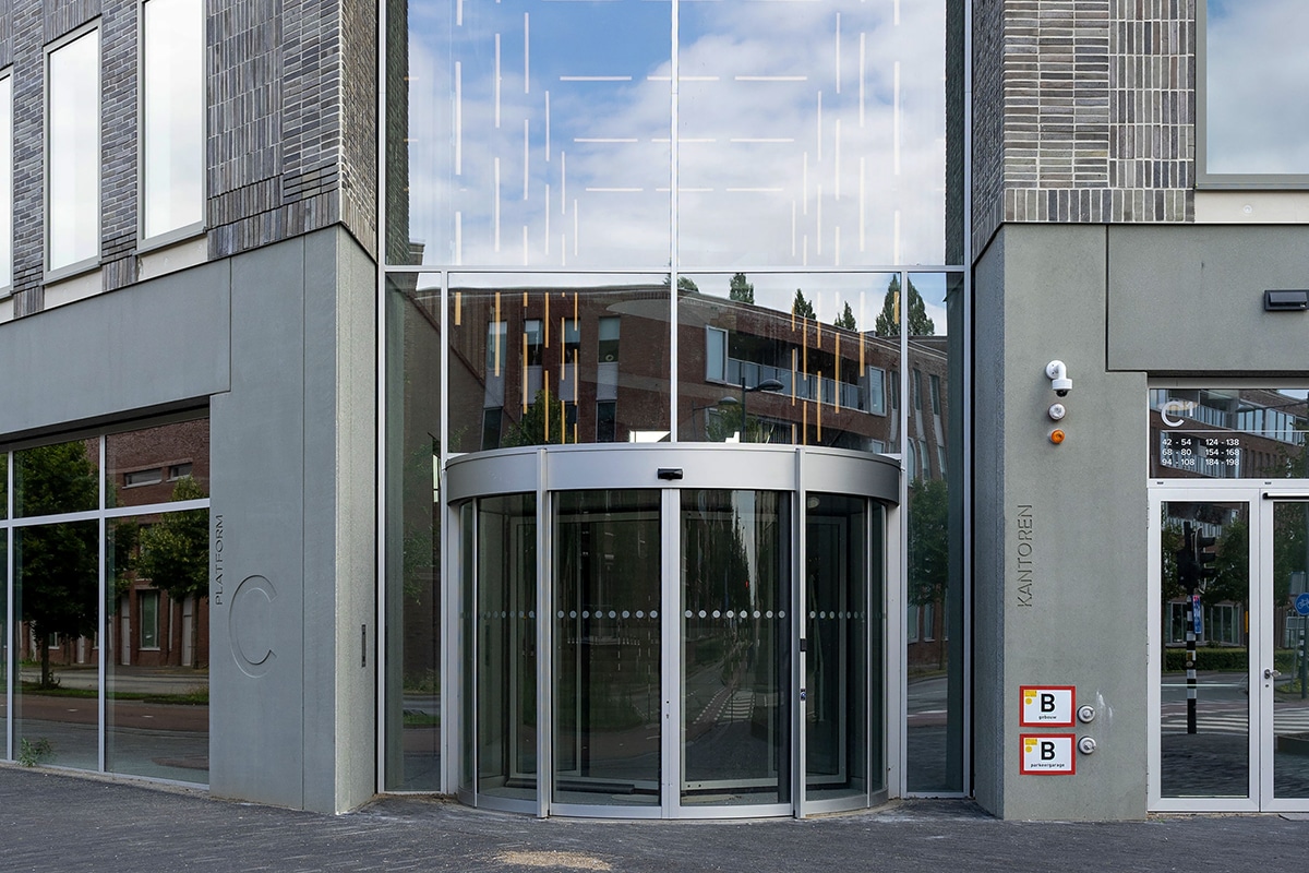 Aluminium geveltechniek als verbindende factor bij 5Tracks Breda 1