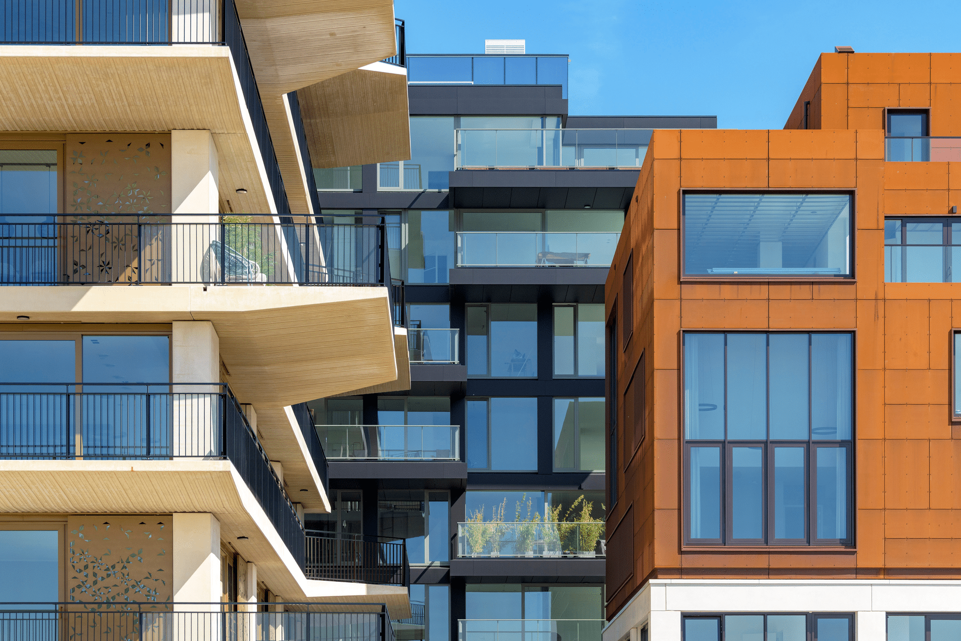 KAAP Amsterdam: Aluminium gevels vormen decor voor wonen aan het water 4